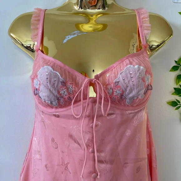 For Love And Lemons Seashell Chemise (PINK) - Picture 3 of 7